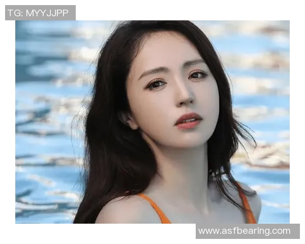 夏日海滨度假必备泳装选择指南穿搭技巧与流行趋势解析