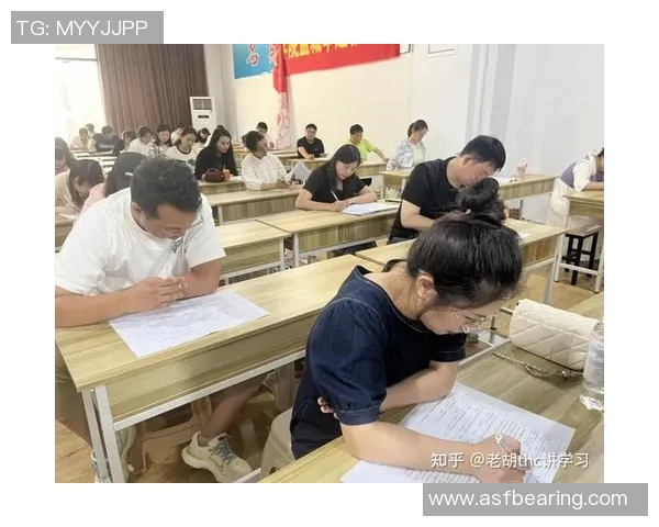 畅游蓝海：探索游泳技巧与健康益处的全面指南